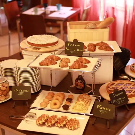 מלון San Carlo צ'סנטיקו