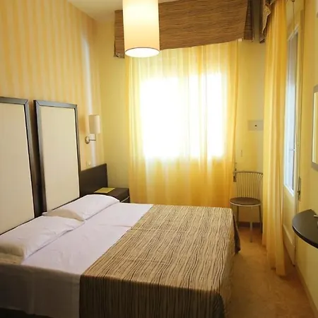 San Carlo Hotel 3*