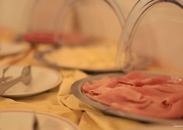 San Carlo فندق تْشيزيناتيكو